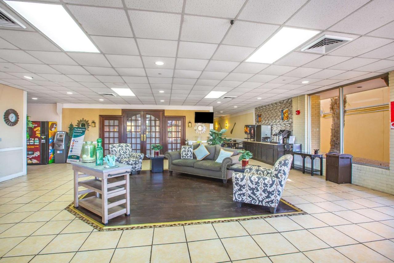 Econo Lodge Choice Hotels I 95 Savannah Gateway 24 Hour Fitness Center On Site Guest Laundry On Site Perkins Restaurant Georgetown Esterno foto
