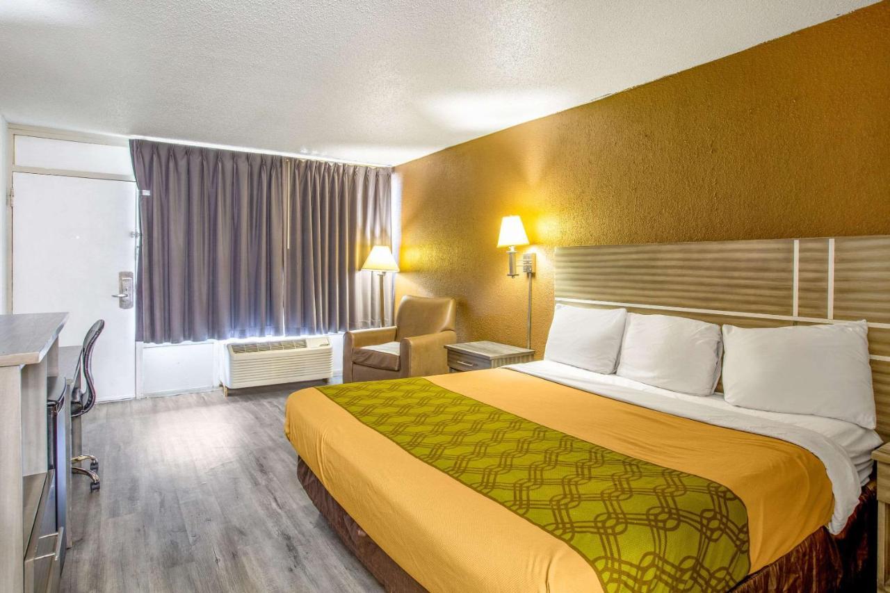 Econo Lodge Choice Hotels I 95 Savannah Gateway 24 Hour Fitness Center On Site Guest Laundry On Site Perkins Restaurant Georgetown Esterno foto