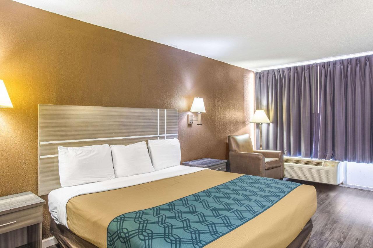 Econo Lodge Choice Hotels I 95 Savannah Gateway 24 Hour Fitness Center On Site Guest Laundry On Site Perkins Restaurant Georgetown Esterno foto