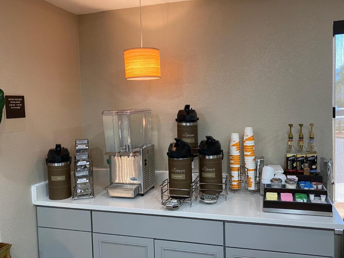 Econo Lodge Choice Hotels I 95 Savannah Gateway 24 Hour Fitness Center On Site Guest Laundry On Site Perkins Restaurant Georgetown Esterno foto