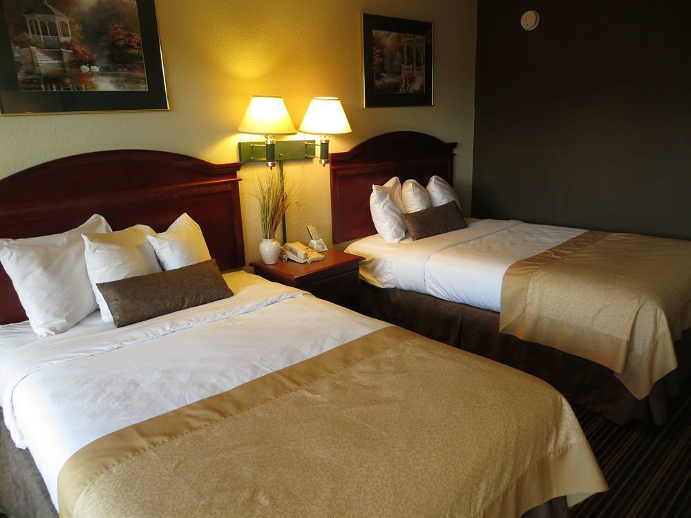 Econo Lodge Choice Hotels I 95 Savannah Gateway 24 Hour Fitness Center On Site Guest Laundry On Site Perkins Restaurant Georgetown Esterno foto